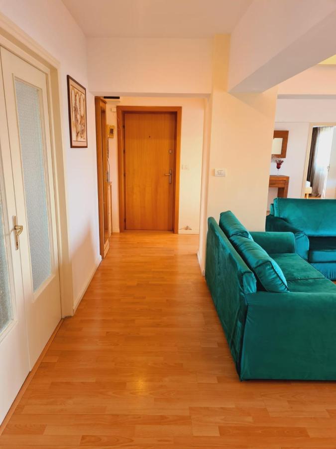 بوخارست Old Town Apartment With Panoramic View المظهر الخارجي الصورة
